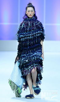 廣州大學(xué)紡織服裝學(xué)院畢業(yè)生發(fā)布會(huì)在京舉行，展現(xiàn)青春創(chuàng)意與時(shí)尚活力